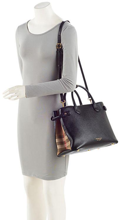 Refurbished Burberry House Check Leather Banner Medium Tote - Reebelo Nederland