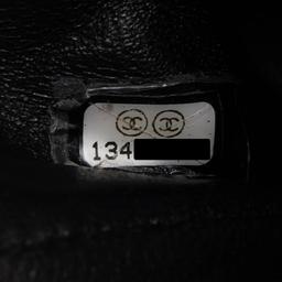 Refurbished Chanel Caviar Leather Classic Maxi Single Flap Bag - Reebelo Nederland