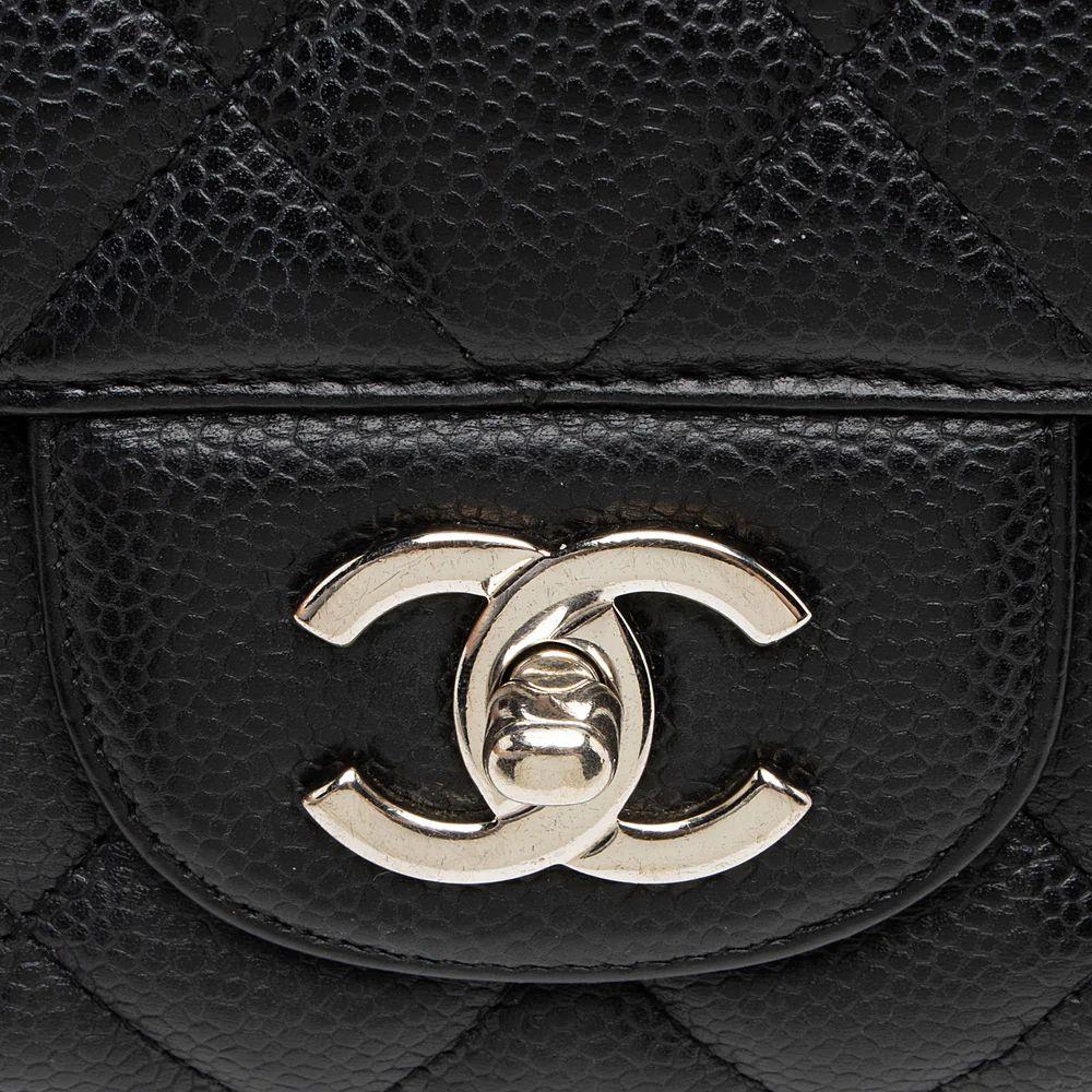 Refurbished Chanel Caviar Leather Classic Maxi Single Flap Bag - Reebelo Nederland