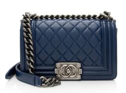 Refurbished Chanel Lambskin Small Boy Bag - Reebelo Nederland