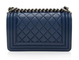 Refurbished Chanel Lambskin Small Boy Bag - Reebelo Nederland