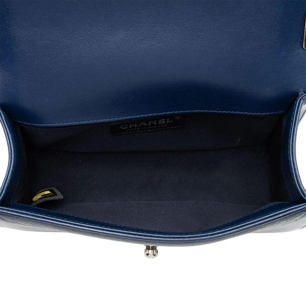 Refurbished Chanel Lambskin Small Boy Bag - Reebelo Nederland