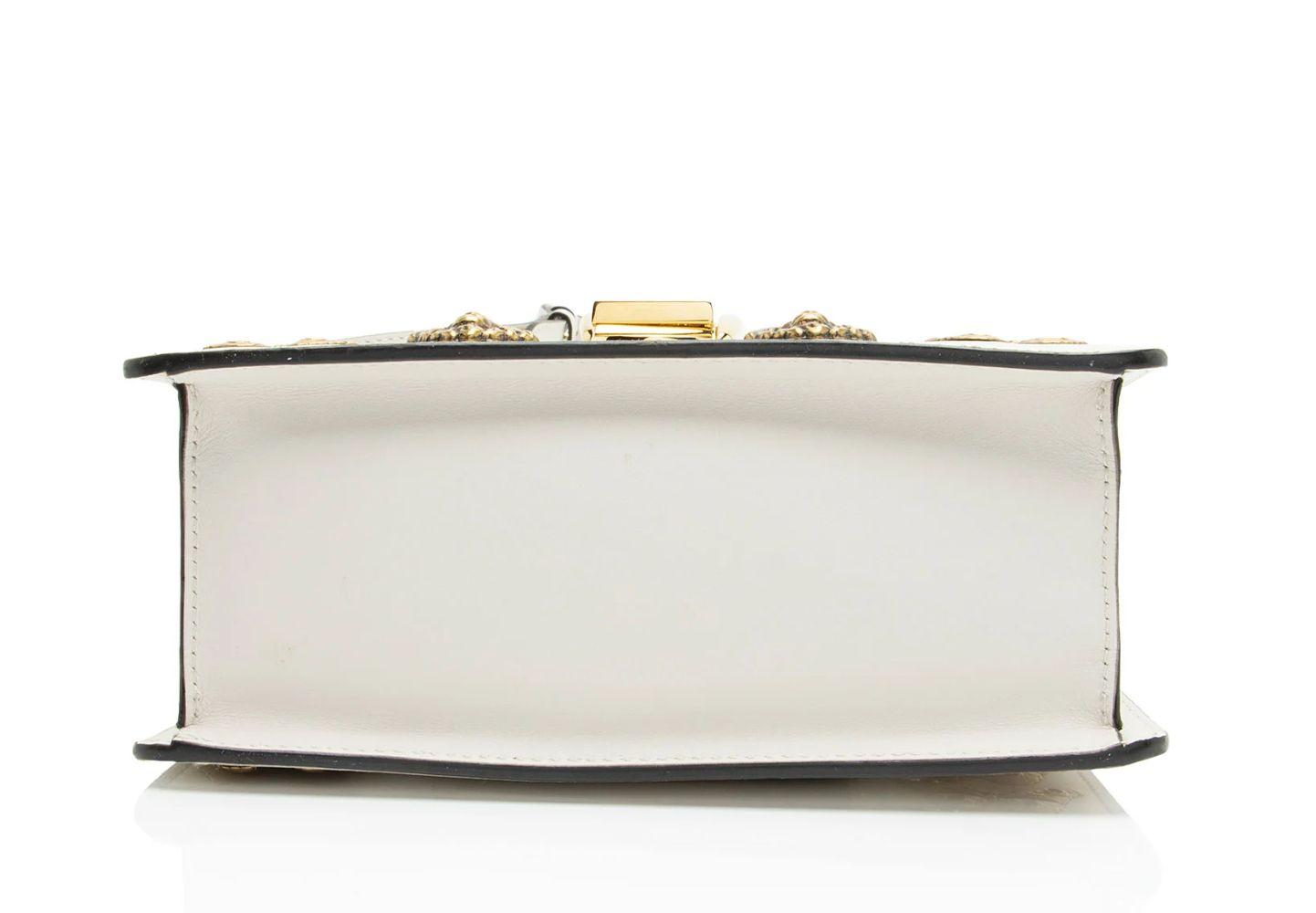Refurbished Gucci Leather Animal Studs Sylvie Mini Satchel - Reebelo Nederland