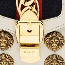 Refurbished Gucci Leather Animal Studs Sylvie Mini Satchel - Reebelo Nederland