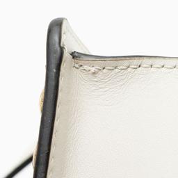 Refurbished Gucci Leather Animal Studs Sylvie Mini Satchel - Reebelo Nederland