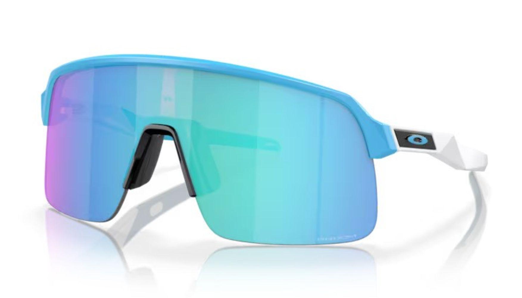 Refurbished Oakley Sutro Lite Prizm Sapphire Sunglasses - Reebelo Nederland