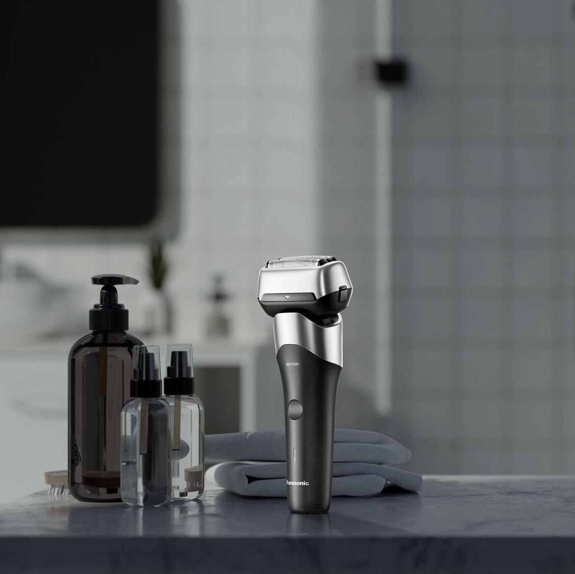Refurbished Panasonic ES-RM3FXK541 3-Blade Electric Shaver - Reebelo Nederland