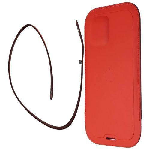 Refurbished Apple Leather Sleeve with MagSafe for iPhone 12 | 12 Pro - Reebelo Nederland
