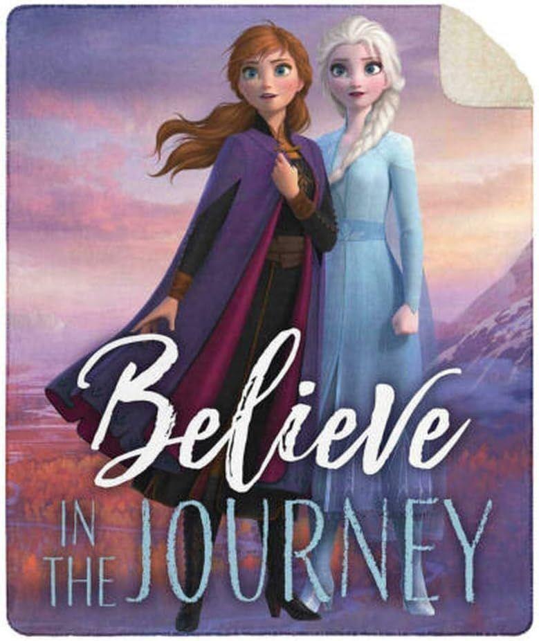 Refurbished Disney Frozen II Cloud Touch Sherpa Throw Ana and Elsa Believe in the Journey (50in x 60 in) - Reebelo Nederland