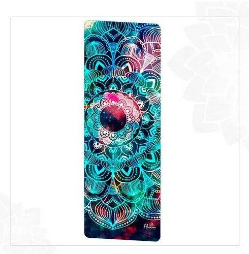 Refurbished PEACEFUL BEACH TOWEL unisex Eco-friendly beach gym camping towel sand free galaxy art made from recycled plastic bottles - Reebelo Nederland