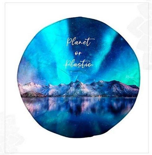 Refurbished PLANET OR PLASTIC ROUND BEACH MATS unisex Eco-friendly round towel sand free nature inspired made from recycled plastic bottles - Reebelo Nederland